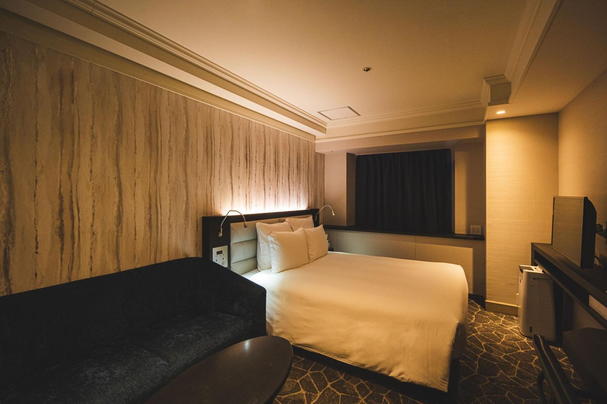 Ana Crowne Plaza Matsuyama By Ihg Hotel Exterior photo