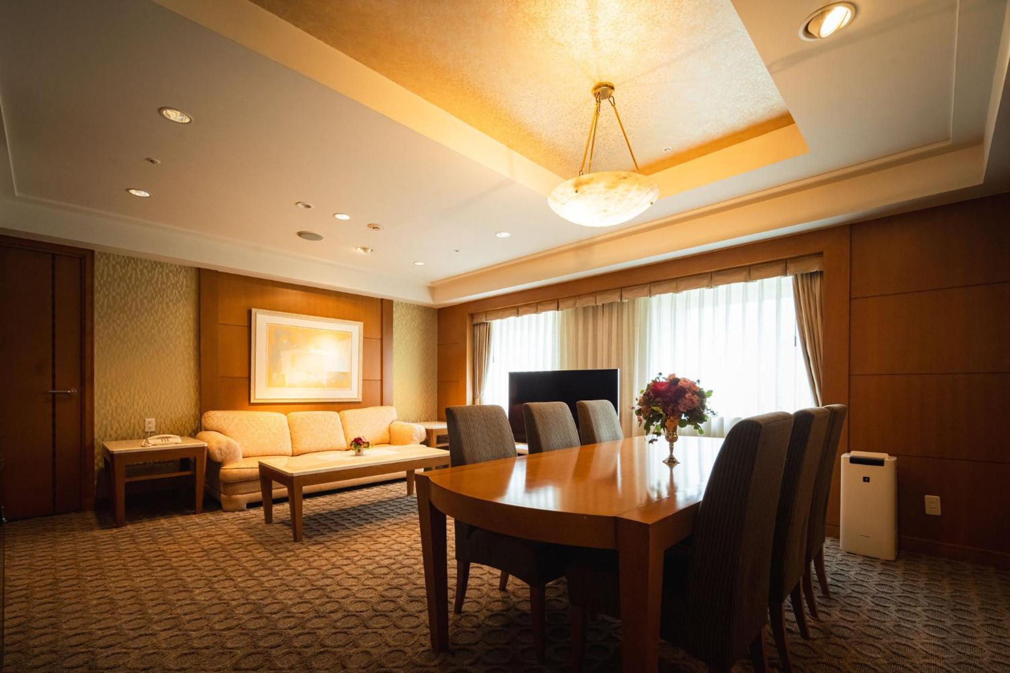 Ana Crowne Plaza Matsuyama By Ihg Hotel Exterior photo
